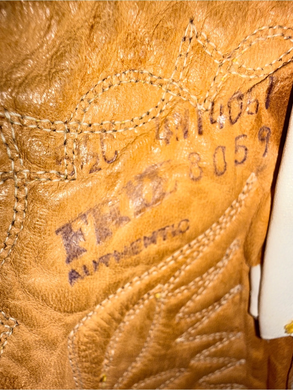Vintage 1950's Frye Classic Women’s Cowboy Boots With Gold Thunderbird Adornment - Picture 6 of 7